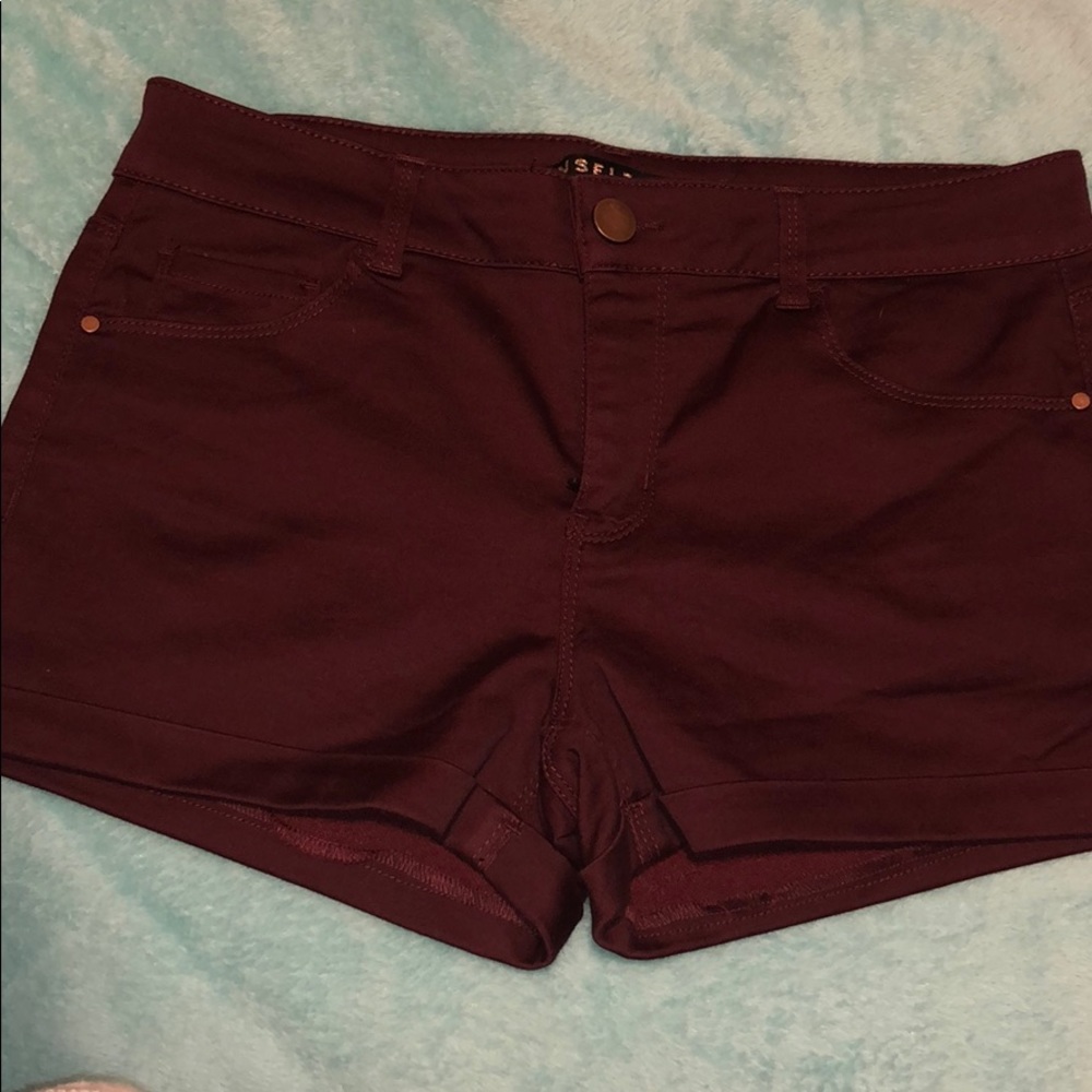 Tinseltown Maroon Shorts